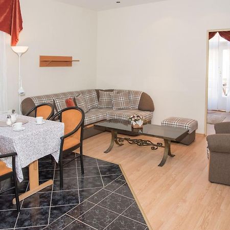 Astoria Panzio Bed & Breakfast Heviz Exterior photo