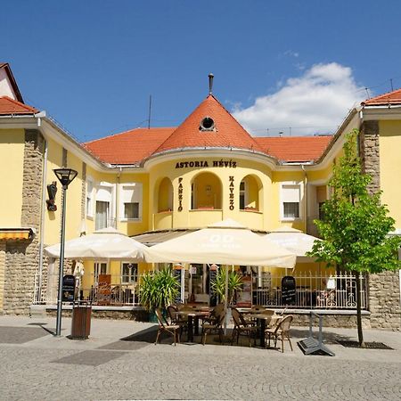 Astoria Panzio Bed & Breakfast Heviz Exterior photo